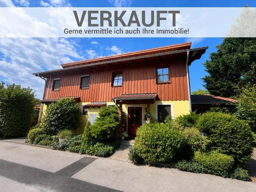 VERKAUFT - "Charmantes Eckreihenhaus mit Garten"