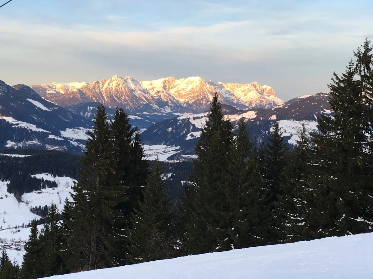 suche dringend Ferienhäuser, Hütten, Bauernhäuser für bonitätsstarke Vormerkkunden