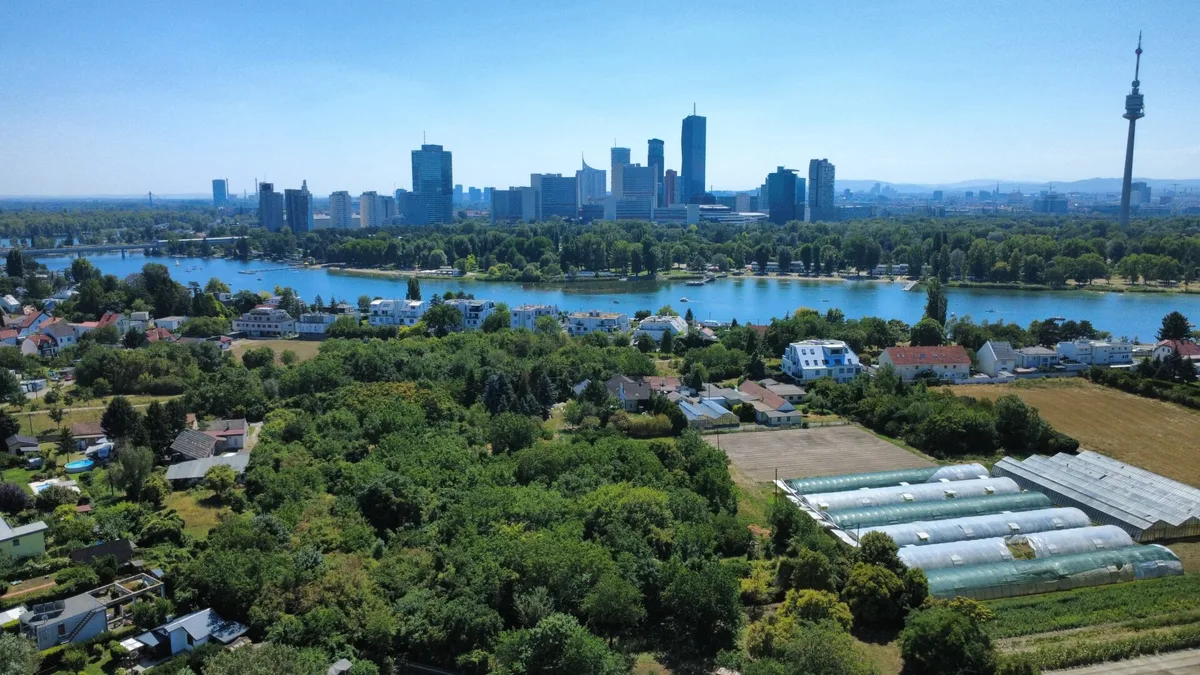 PROVISIONSFREIE ANLEGERWOHNUNGEN - THE WATERFRONT CURIOSITY – EIGENGRUND BEI DER ALTEN DONAU!