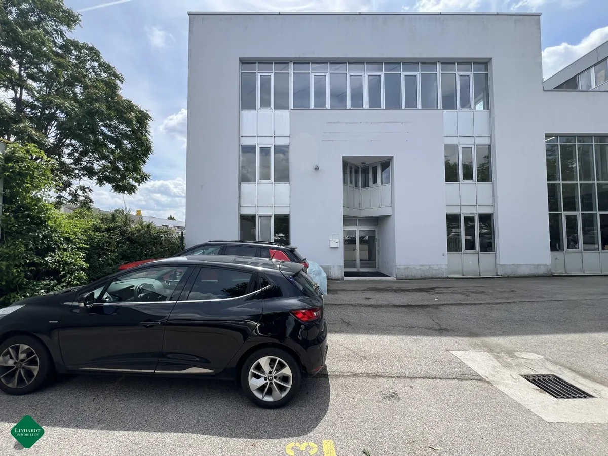 Helle Bürofläche in einem separaten Gebäudetrakt