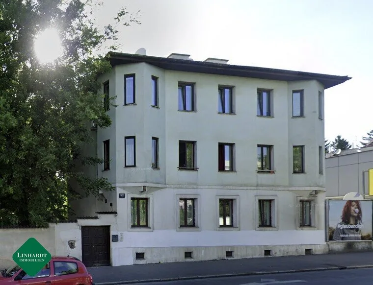 Haus mit 4 Wohnungen und großen Gartenanteil
