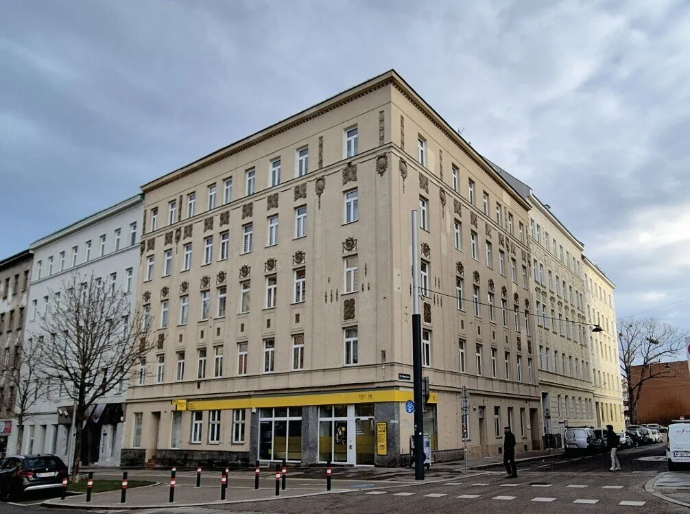 ROHDACHBODEN IN DER ALPENGASSE/FAVORITENSTRASSE NÄHE U1 TROSTSTRASSE!