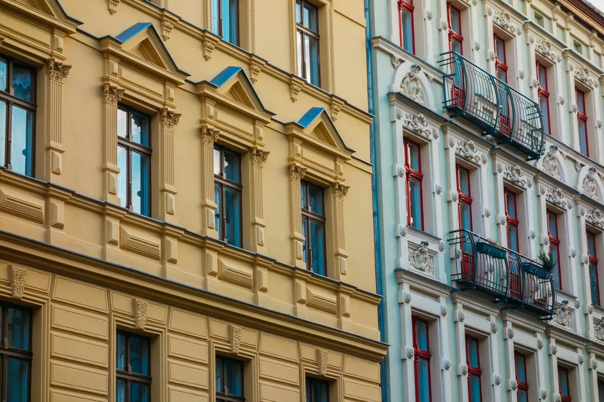 Renovierungsbedürftige Altbauwohnung mit Potenzial nahe Brunnenmarkt