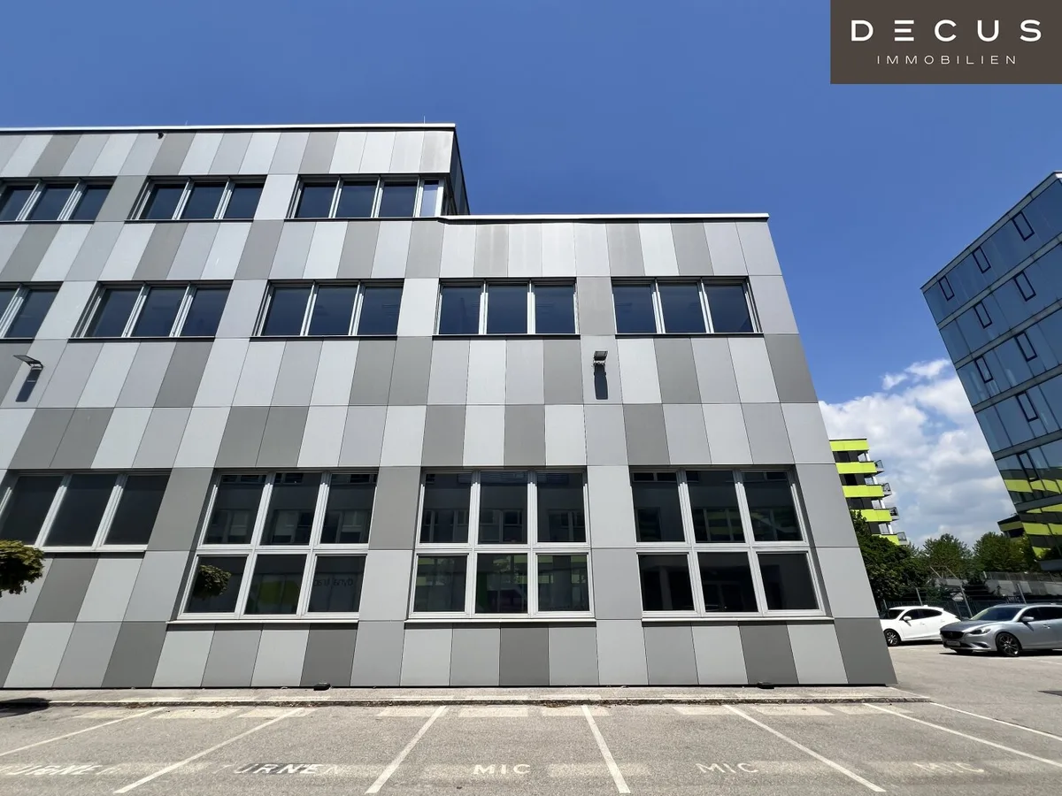 Attraktive Büroflächen in toller Lage mit sehr großzügigen Raumhöhen nahe der Donau in LINZ