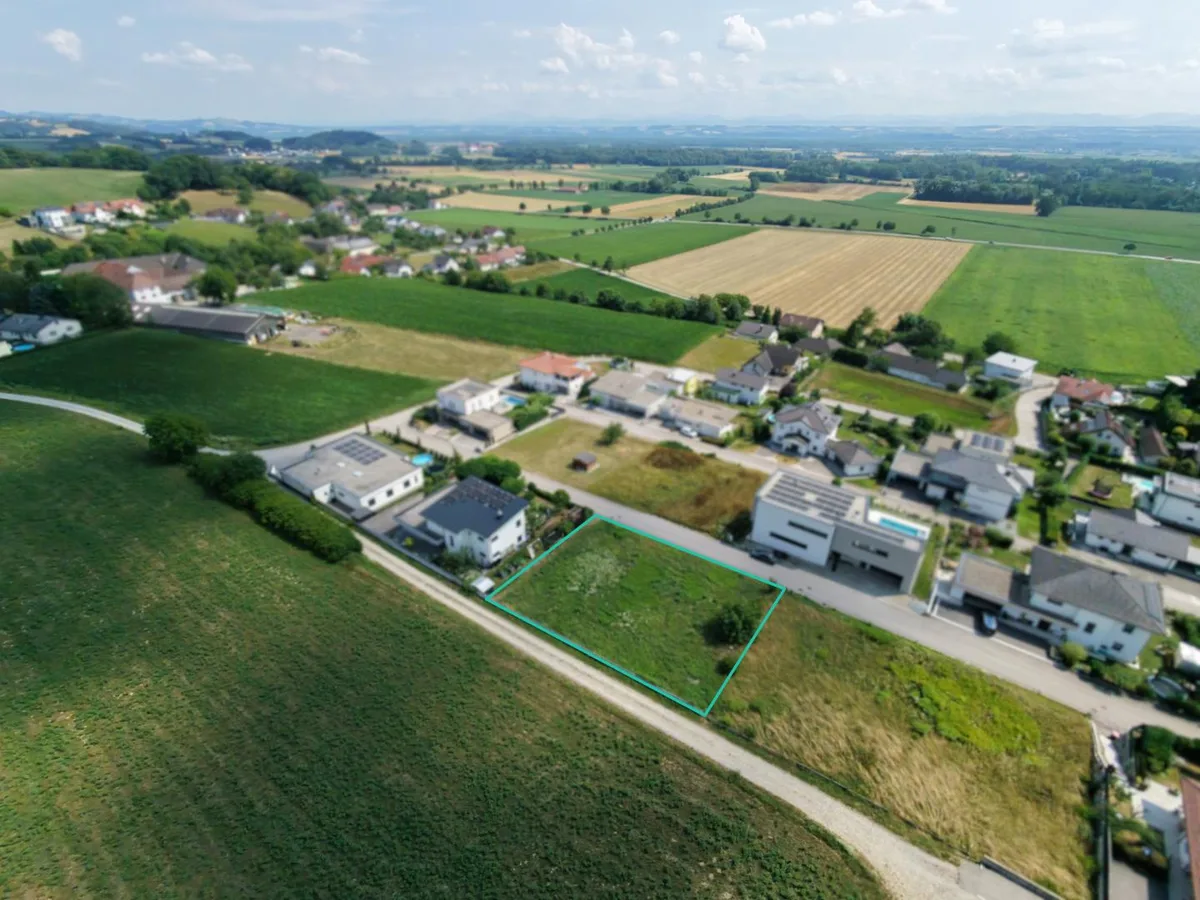 kleiner Baugrund ohne Bauzwang in Arbing