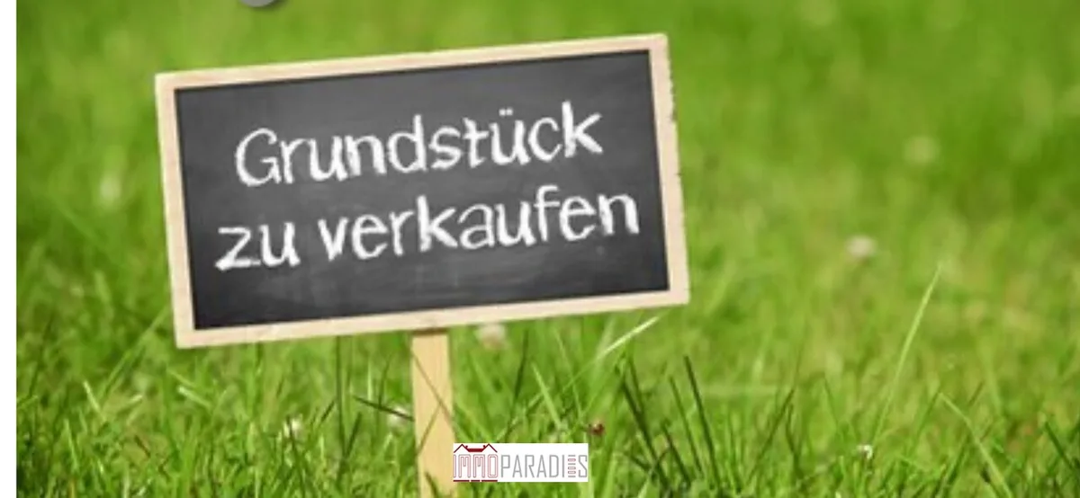 Schmaler Garten mit Obstbaumbestand in Bruck an der Leitha