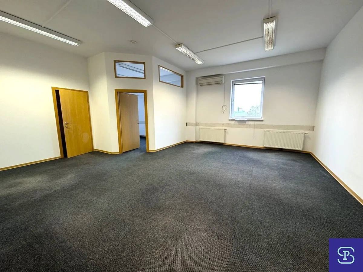 Wagramer Straße: Preiswerte 20 - 125m² Büroeinheiten Nähe U1 Aderklaaer Straße - 1220 Wien
