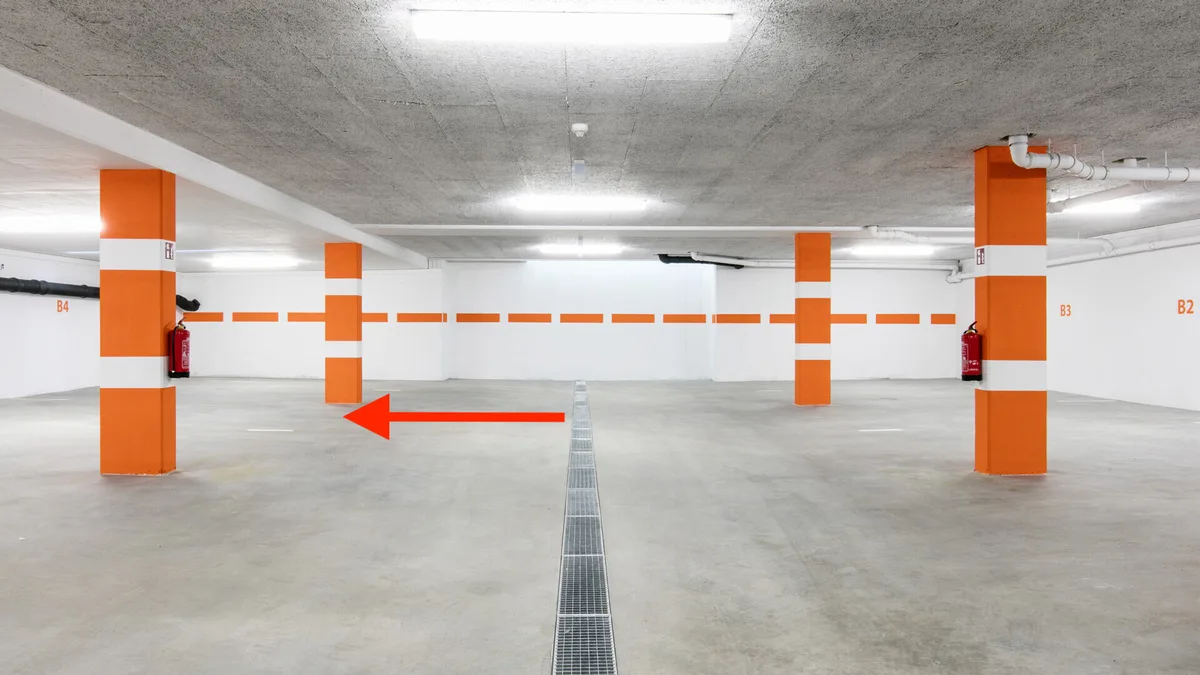 Tiefgaragenstellplatz im Zentrum von Kirchberg