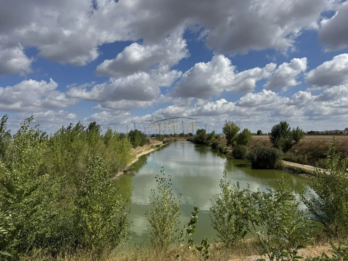 Entwicklungsareal am Wasser | für Bauträger, Investoren & Projektentwickler