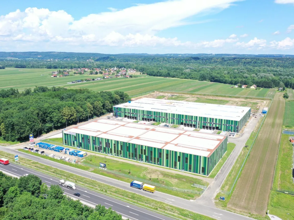 Neubauhallen von 2.400 bis 55.000 m² bei Leibnitz